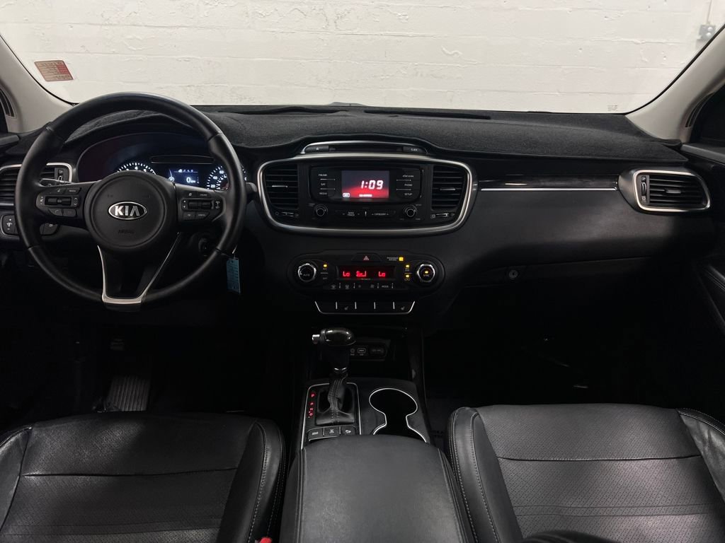Used 2016 Kia Sorento EX image 13