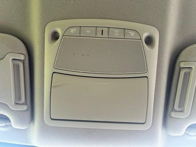 Used 2015 Nissan Sentra SV FWD image 40