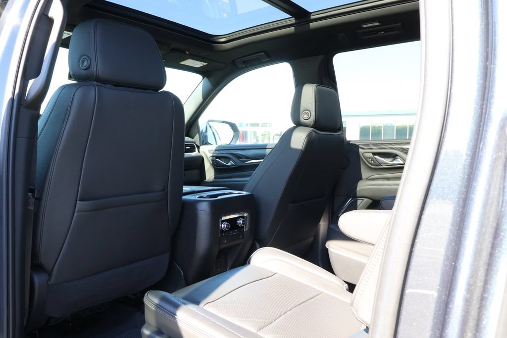 Used 2022 GMC Yukon XL Denali AWD/4WD image 33