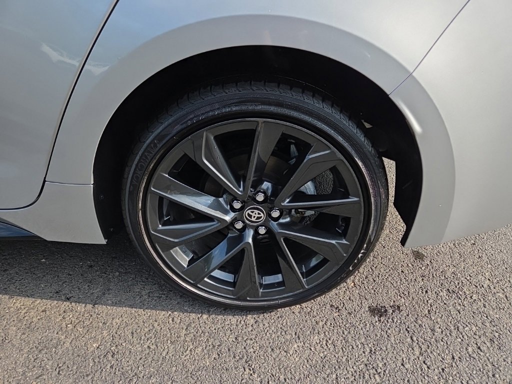 Used 2023 Toyota Corolla SE w/ SE Package image 21