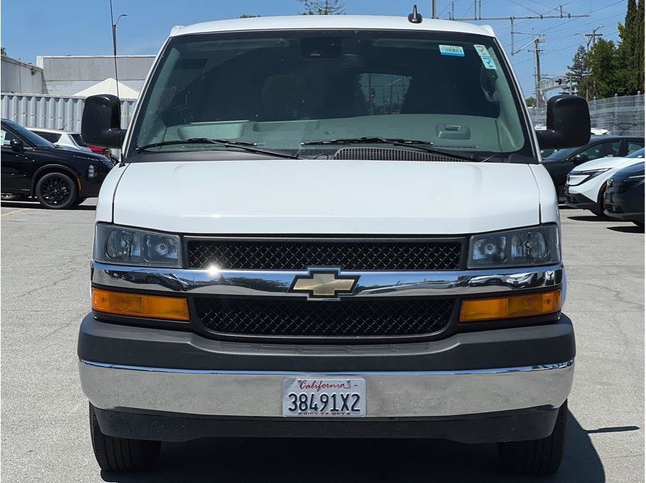 Used 2024 Chevrolet Express 3500 LT w/ LT Preferred Equipment Group RWD image 2