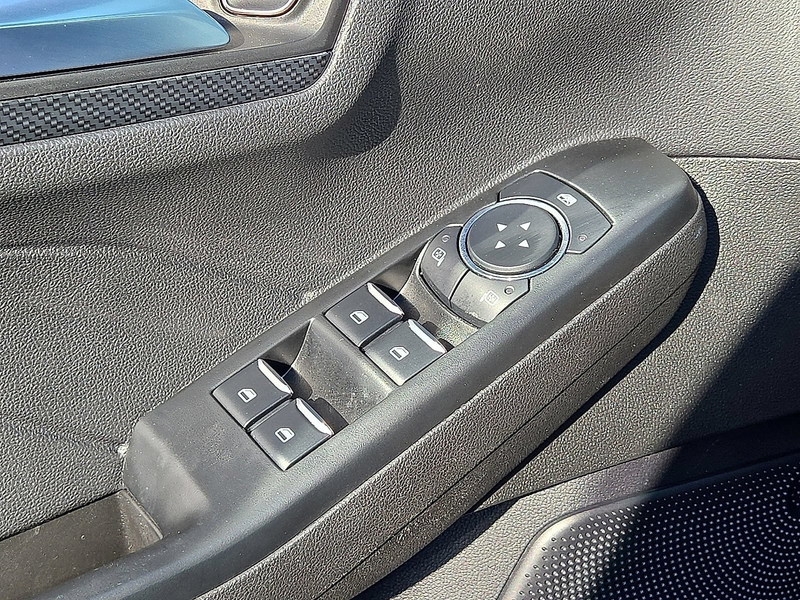 Used 2025 Ford Escape ST-Line AWD/4WD image 21