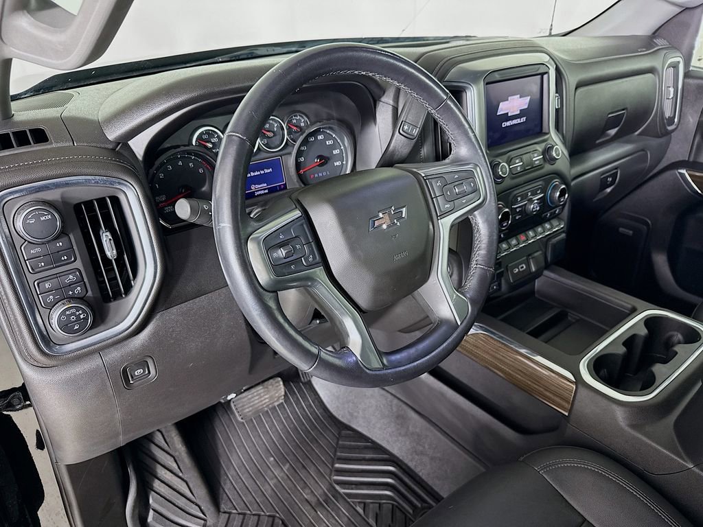 Used 2021 Chevrolet Silverado 1500 LT Trail Boss w/ Convenience Package II image 9