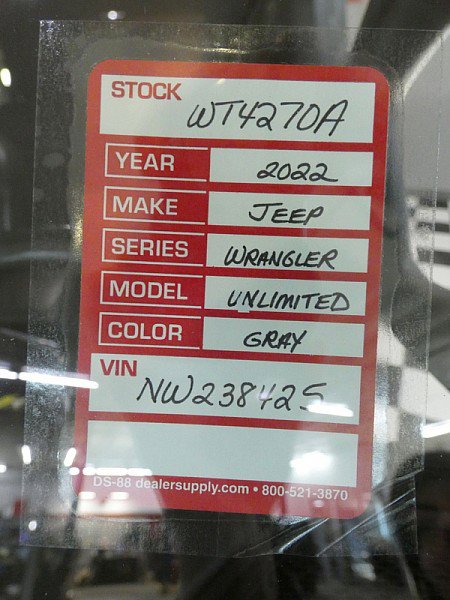 Used 2022 Jeep Wrangler Unlimited Sahara image 28