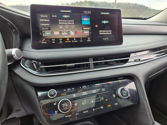 Used 2023 INFINITI QX60 Luxe image 23