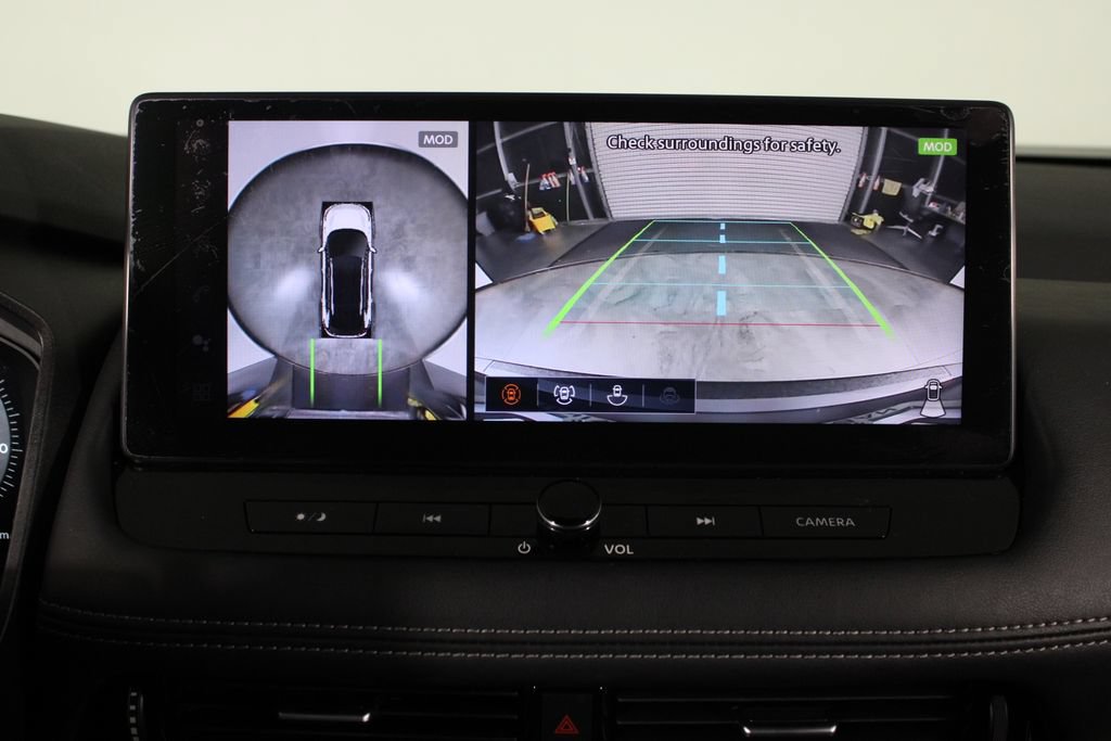 Certified 2026 Nissan Rogue SL FWD image 31
