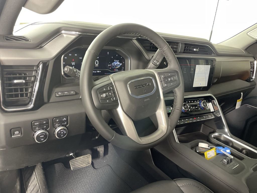 New 2025 GMC Sierra 2500 Denali w/ Denali Reserve Package image 10