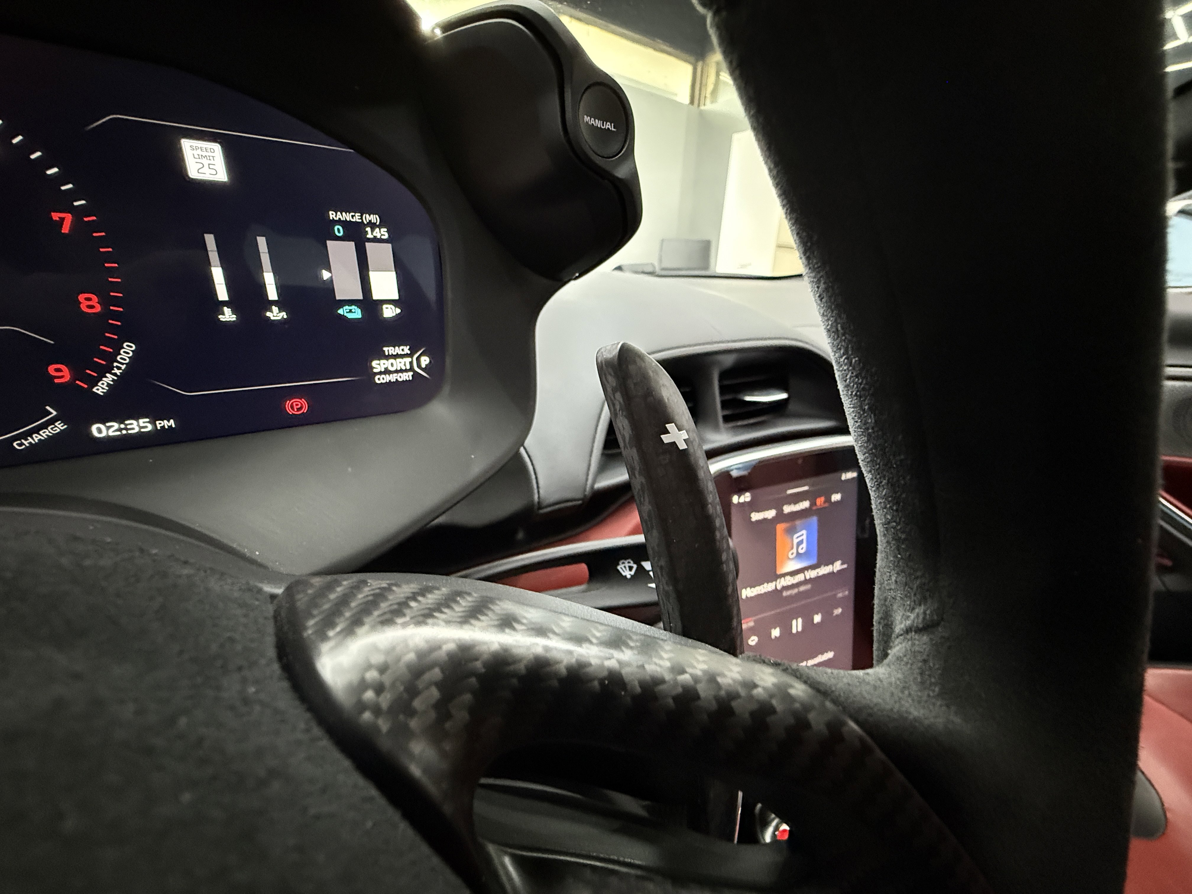 Used 2023 McLaren Artura image 29