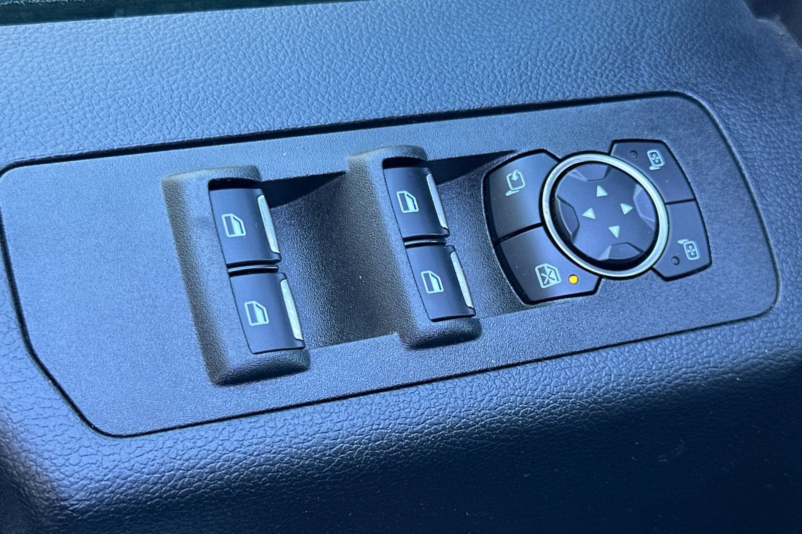 Used 2019 Ford F150 Raptor w/ Equipment Group 802A Luxury image 13