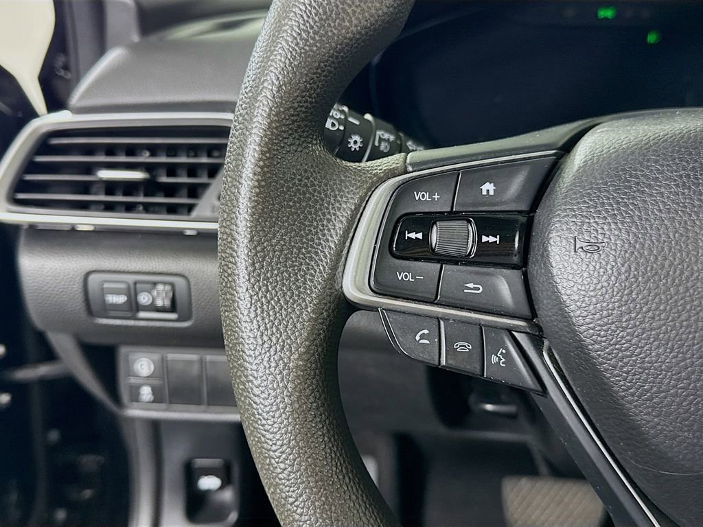 Used 2018 Honda Accord EX image 20
