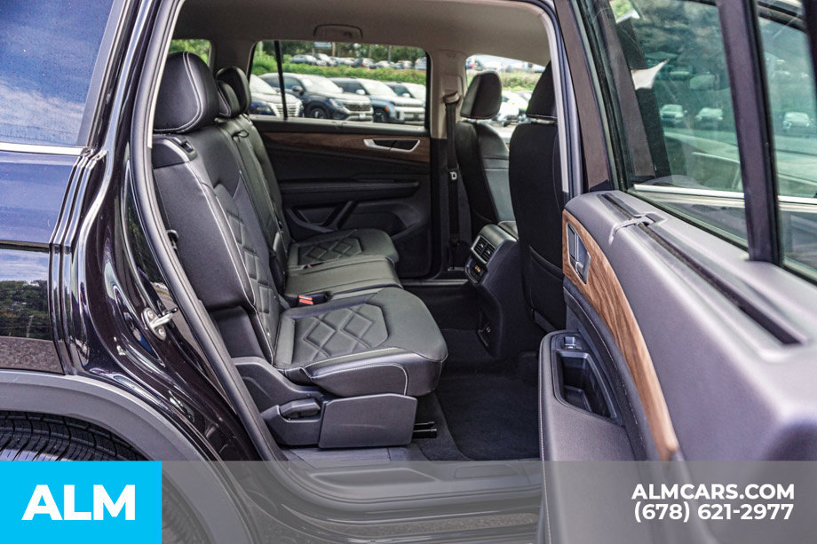 Used 2025 Volkswagen Atlas SE FWD image 23