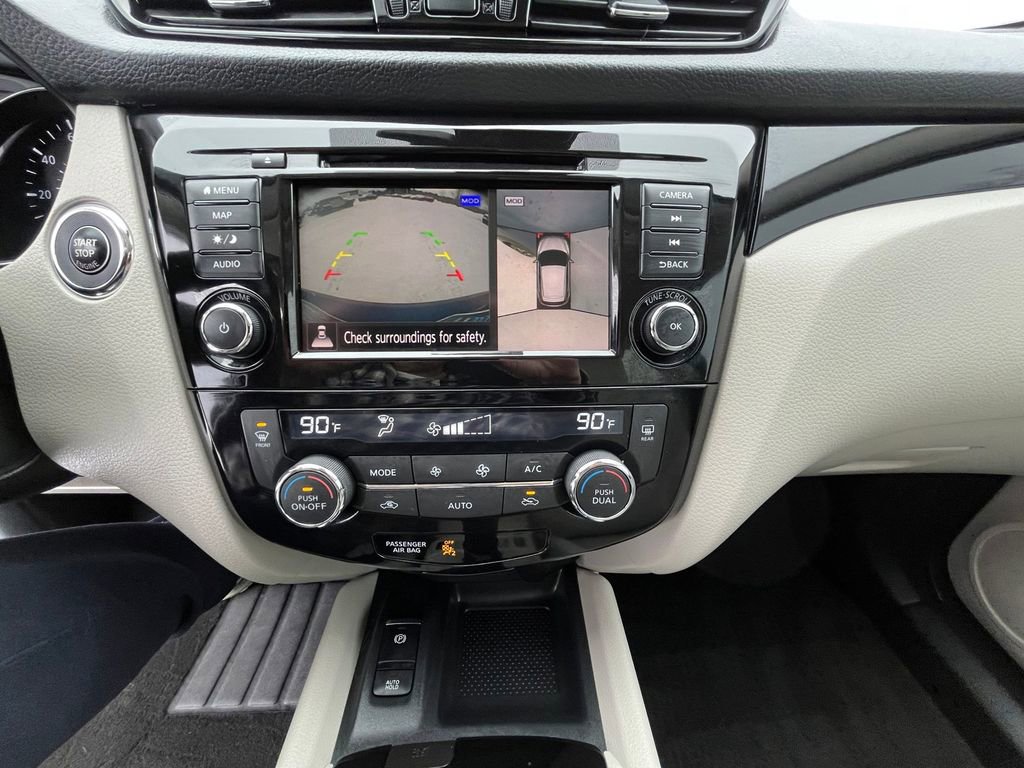 Used 2022 Nissan Rogue Sport SL image 12