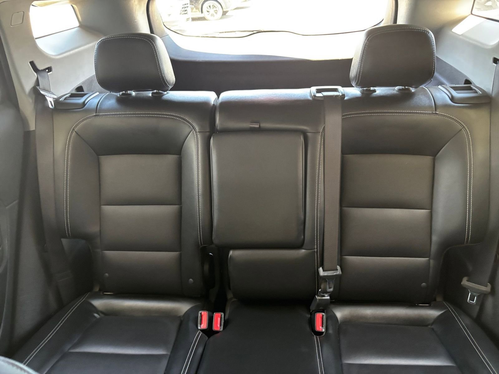 Used 2024 GMC Terrain SLT AWD/4WD image 40