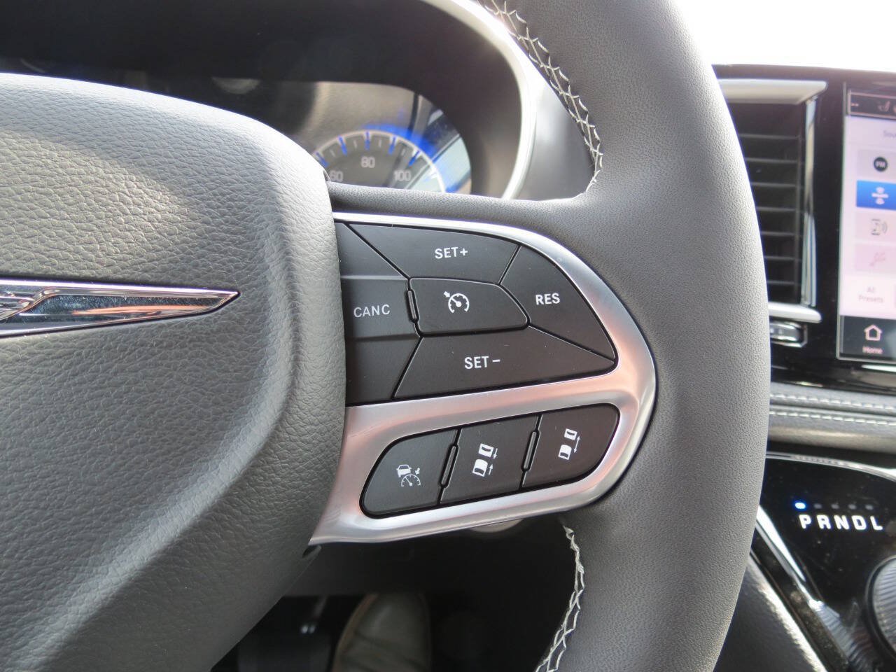 New 2026 Chrysler Voyager LX FWD image 9