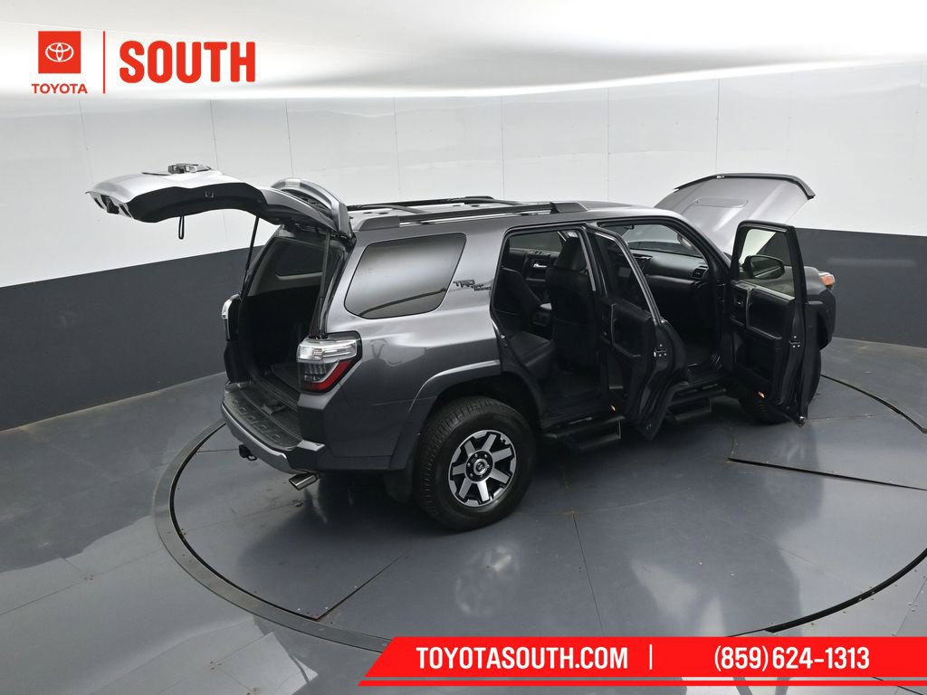 Used 2019 Toyota 4Runner TRD Off-Road Premium AWD/4WD image 53