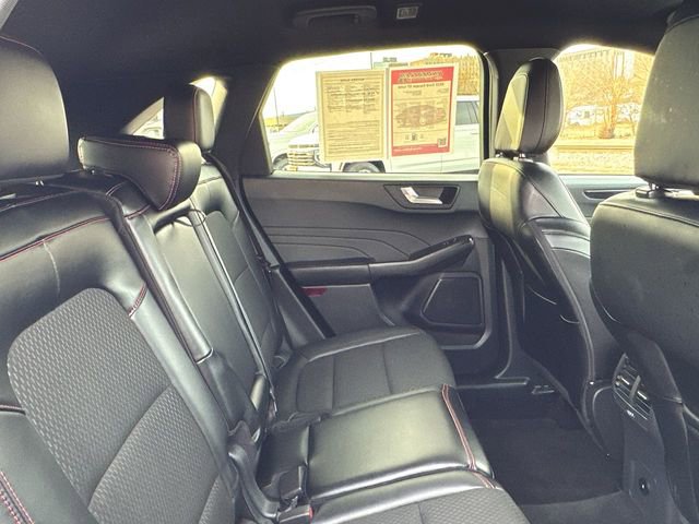 Used 2025 Ford Escape ST-Line image 25