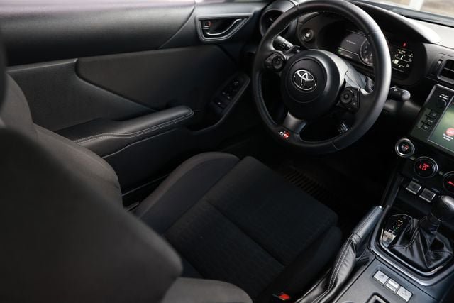 Used 2023 Toyota GR86 RWD image 23