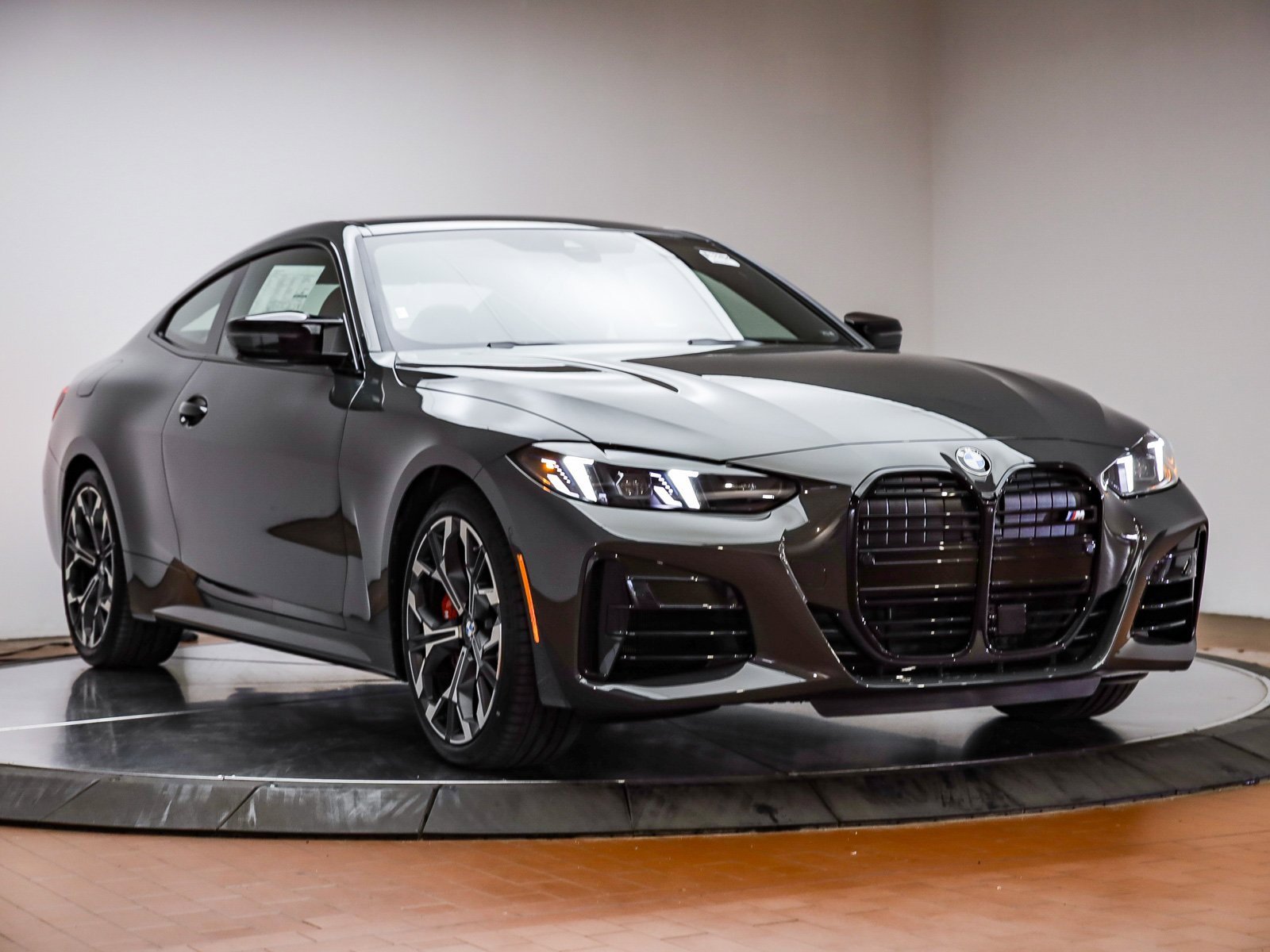 New 2026 BMW 440i xDrive Coupe w/ Premium Package image 3