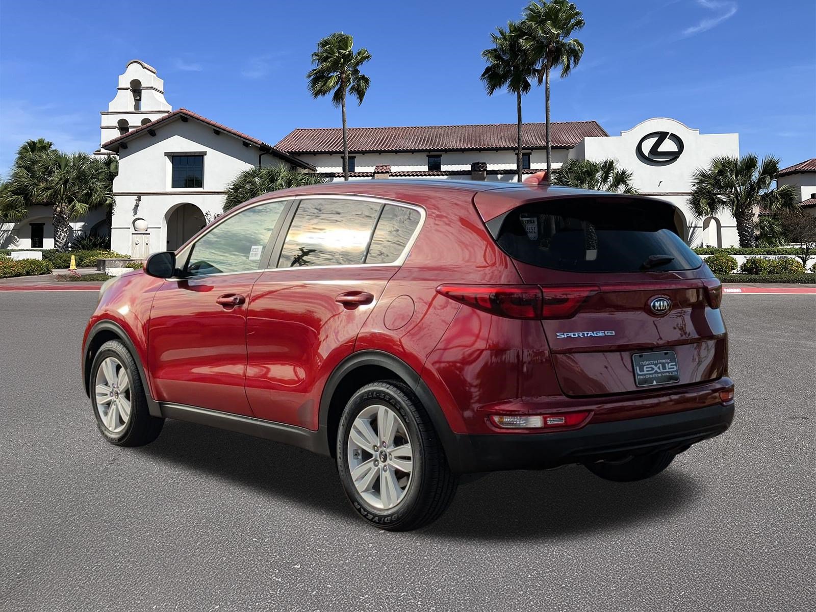 Used 2019 Kia Sportage LX FWD image 4