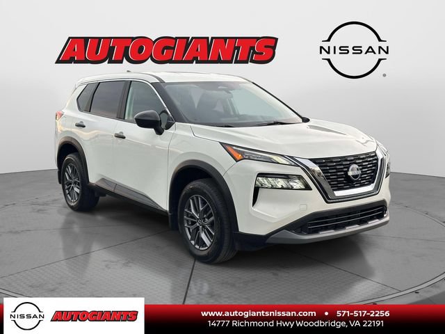 Used 2023 Nissan Rogue S AWD/4WD image 1