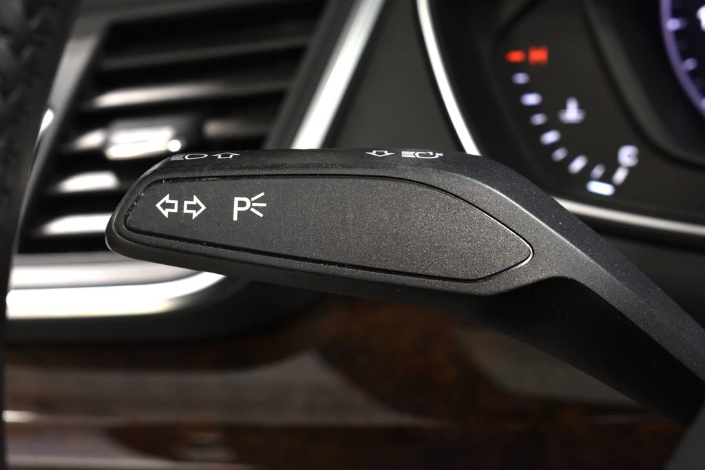 Used 2019 Audi Q5 2.0T Premium Plus w/ Premium Plus Package image 16