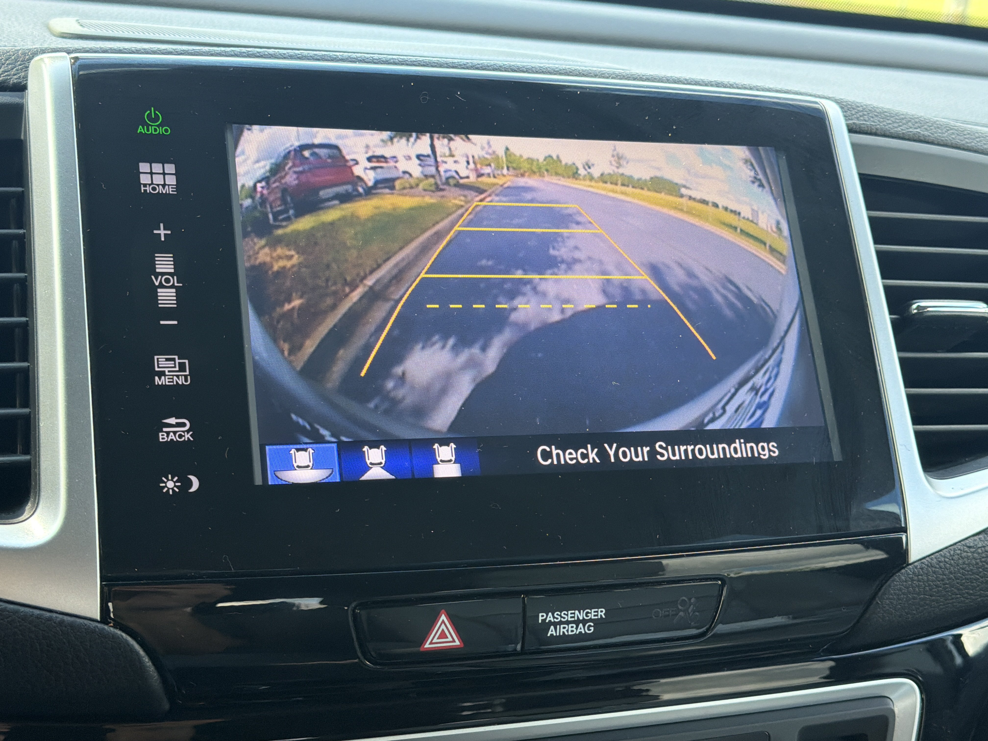 Used 2016 Honda Pilot Touring image 14
