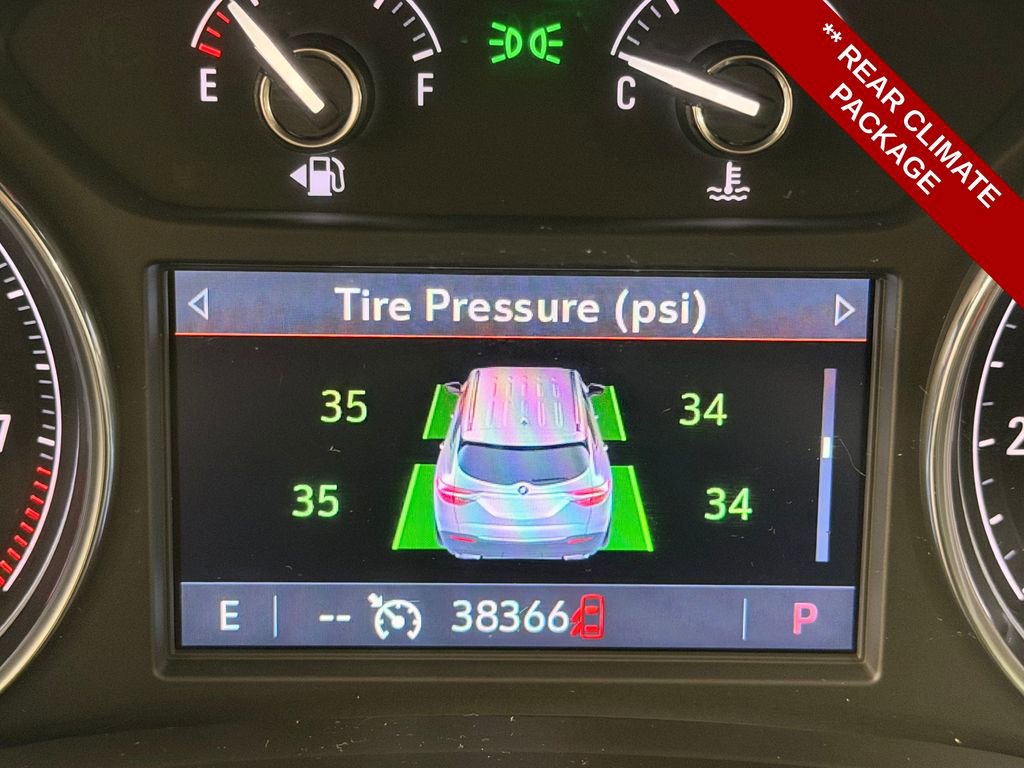 Used 2023 Buick Enclave Essence w/ Sound and Sites Package image 18