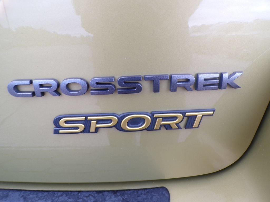Used 2021 Subaru Crosstrek 2.5i Sport w/ Moonroof Package AWD/4WD image 17