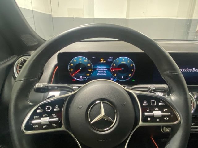Used 2023 Mercedes-Benz GLB 250 4MATIC image 13