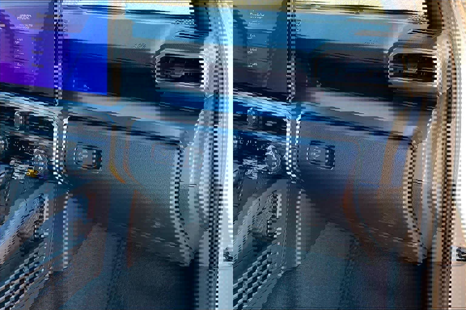 Used 2025 Toyota 4Runner TRD Off-Road Premium image 17