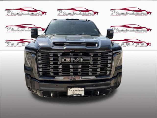 Used 2024 GMC Sierra 2500 Denali Ultimate w/ Max Trailering Package AWD/4WD image 9