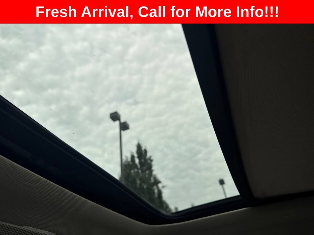 Used 2017 Lincoln MKZ Reserve w/ Technology Package FWD image 15
