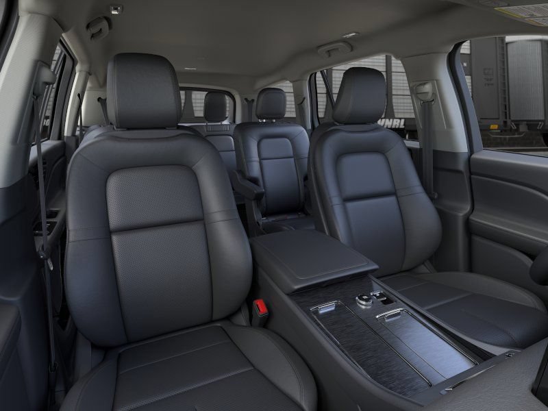 New 2026 Lincoln Aviator AWD image 5