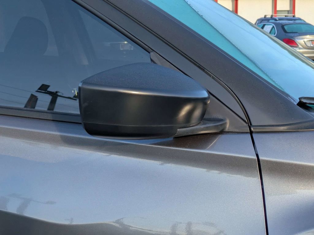 Used 2024 Nissan Kicks S image 12