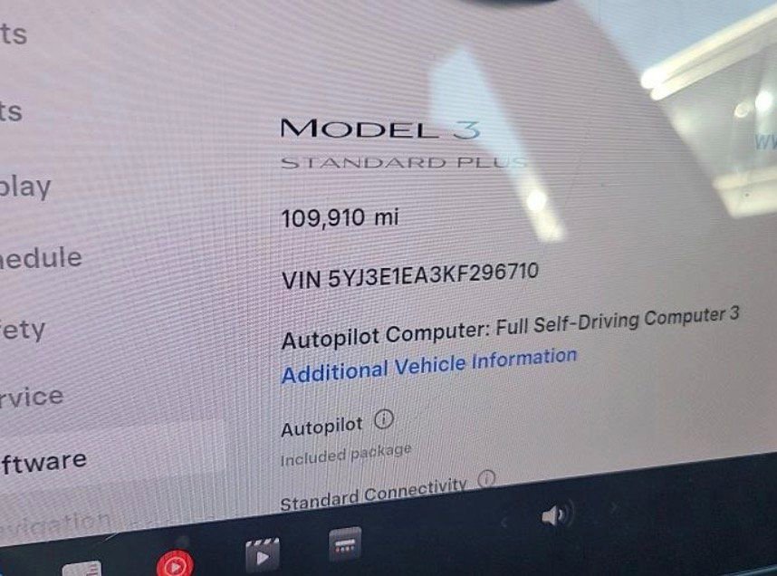 Used 2019 Tesla Model 3 Standard Range Plus image 27