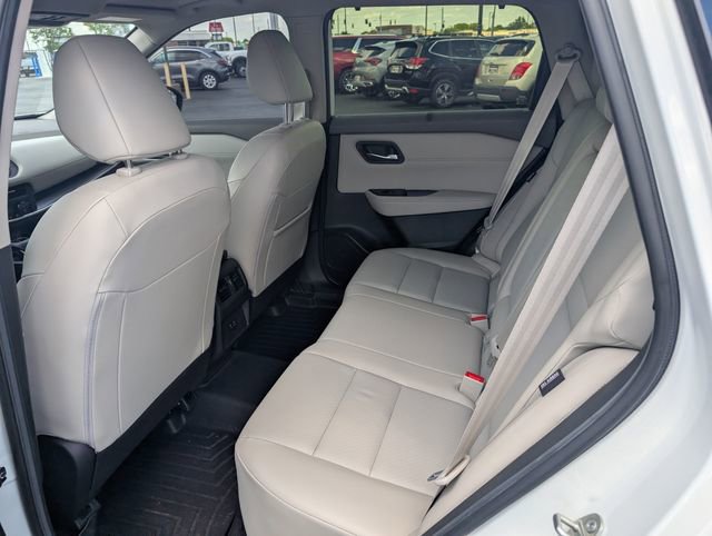 Certified 2023 Nissan Rogue SV w/ SV Premium B Package AWD/4WD image 9