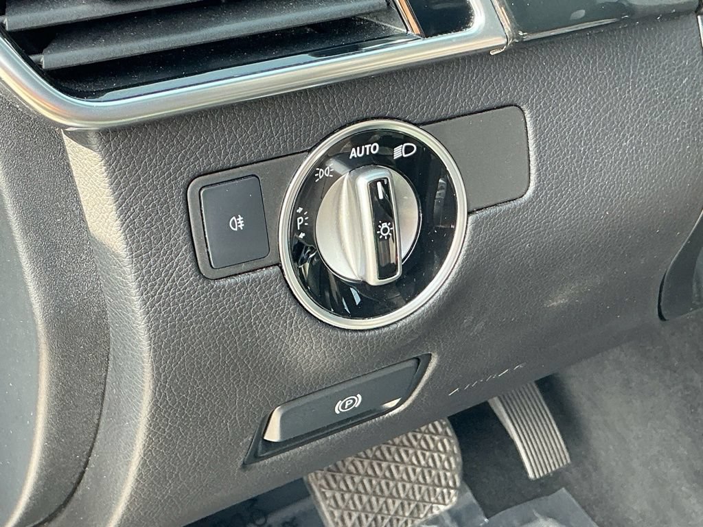 Used 2018 Mercedes-Benz GLE 350 image 16