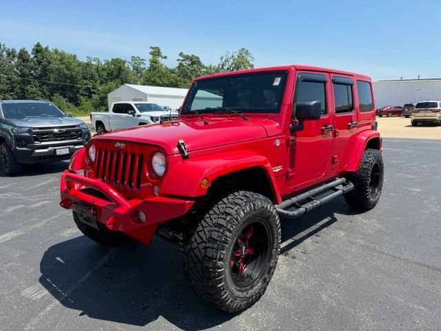 Used 2014 Jeep Wrangler Unlimited Sahara w/ Max Tow Package AWD/4WD image 3