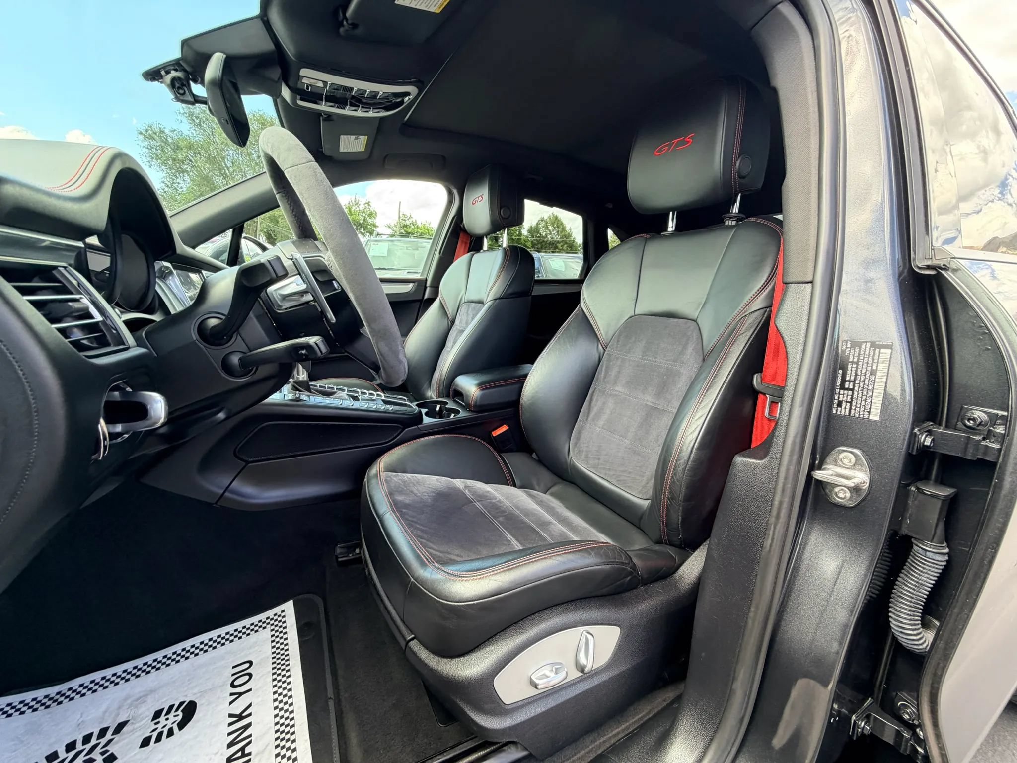 Used 2021 Porsche Macan GTS w/ Sport Chrono Package AWD/4WD image 10
