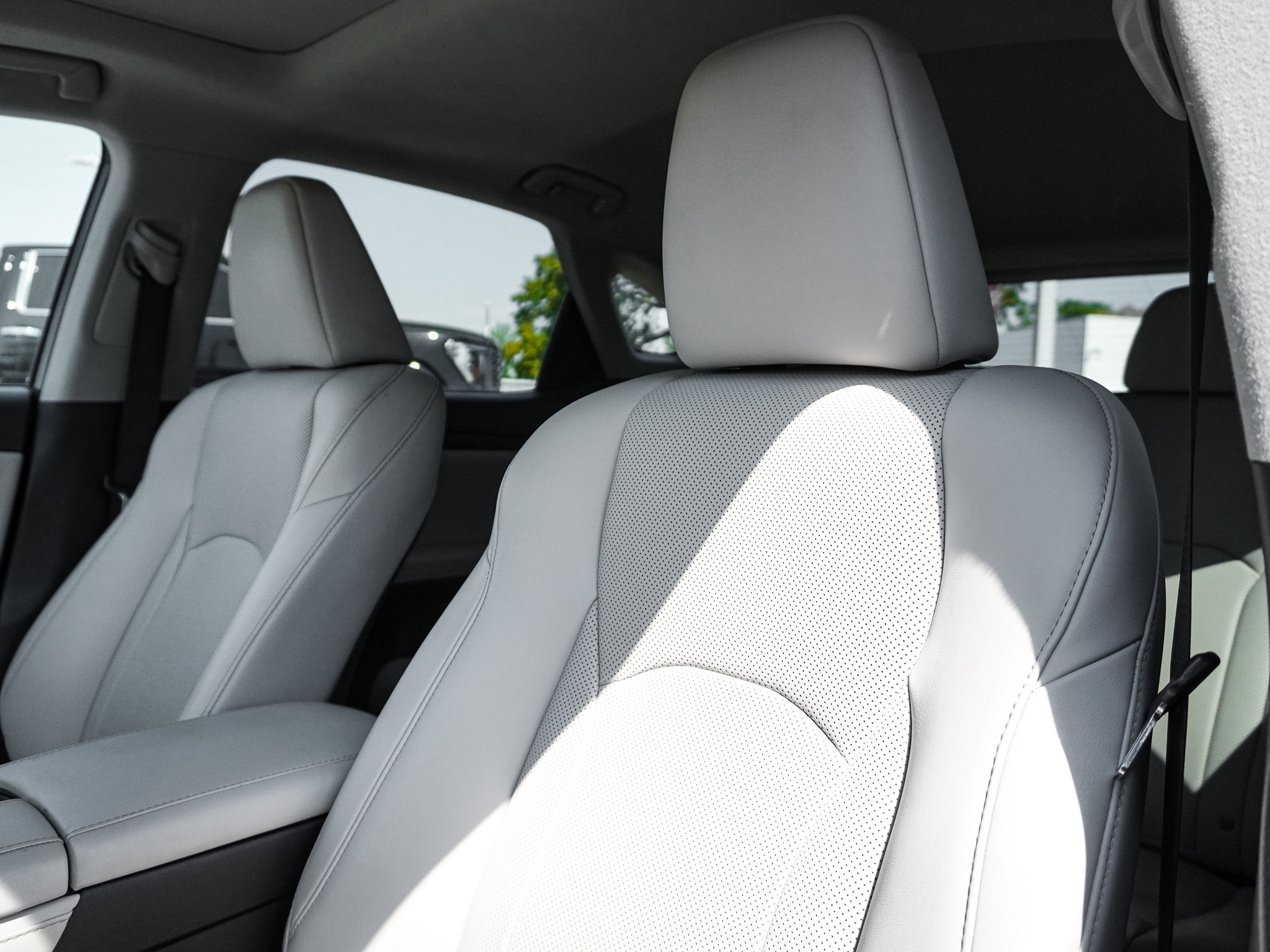 Used 2020 Lexus RX 350 FWD w/ Premium Package image 16