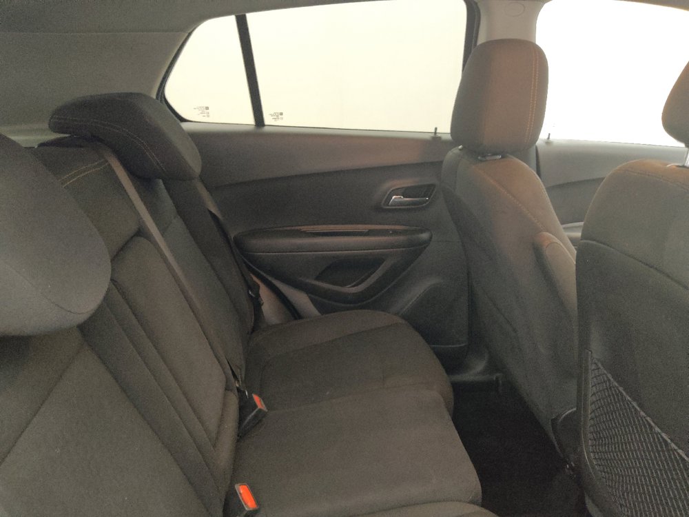 Used 2020 Chevrolet Trax LS w/ Tint and Cruise Package FWD image 19