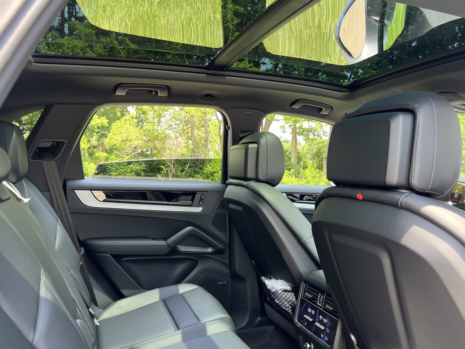 New 2025 Porsche Cayenne image 23