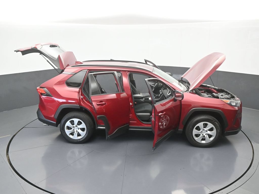 Used 2021 Toyota RAV4 LE FWD image 63