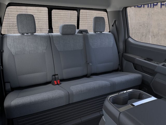New 2026 Ford F350 XLT w/ XLT Premium Package AWD/4WD image 11