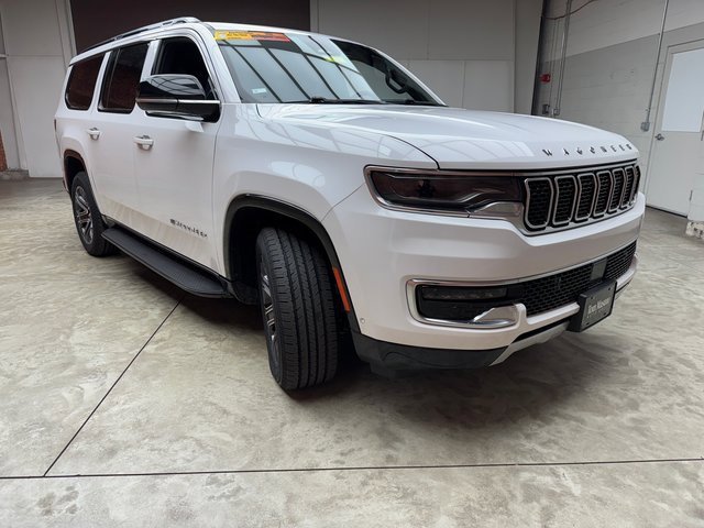 Used 2024 Jeep Wagoneer L Series II w/ Flexible Seating Group image 7