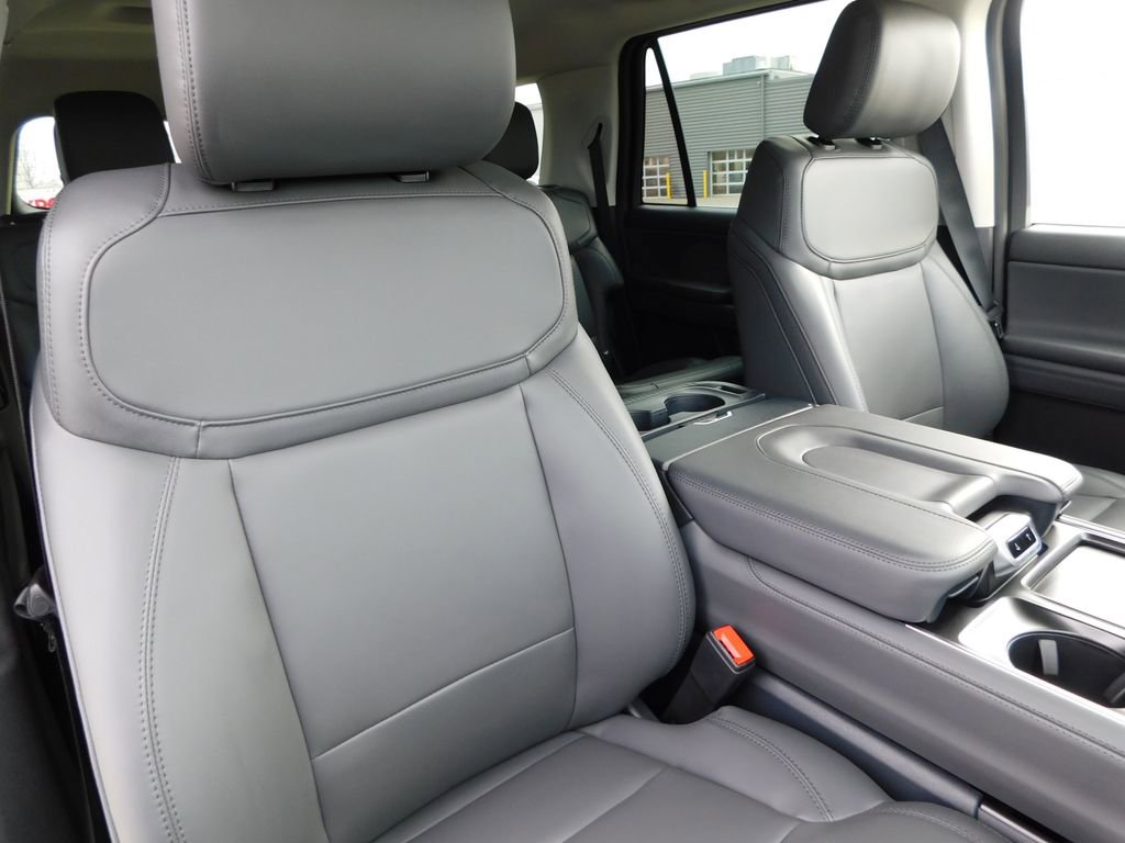 New 2026 Ford Expedition Max Active image 21