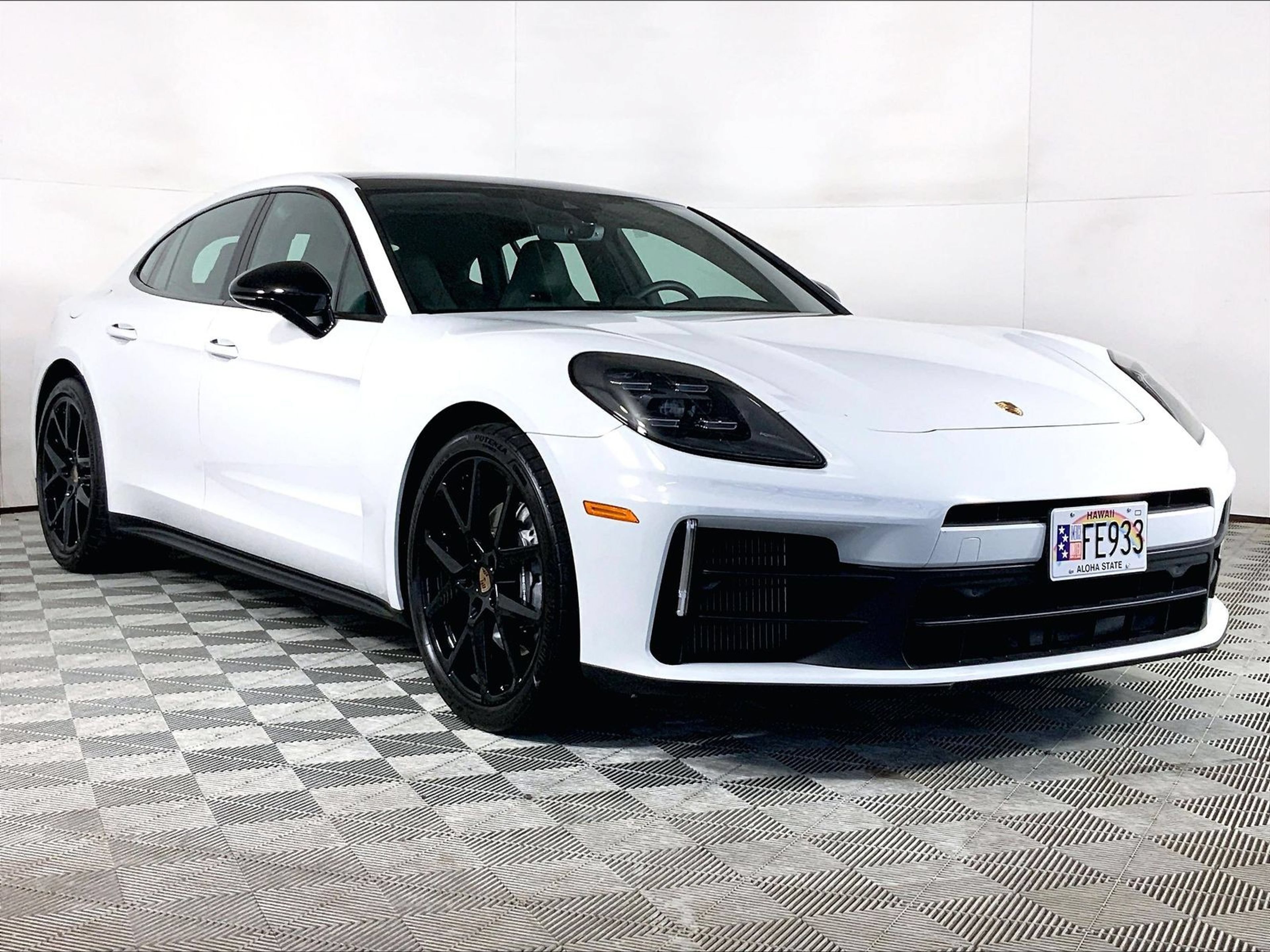 Certified 2024 Porsche Panamera 4 AWD/4WD image 7
