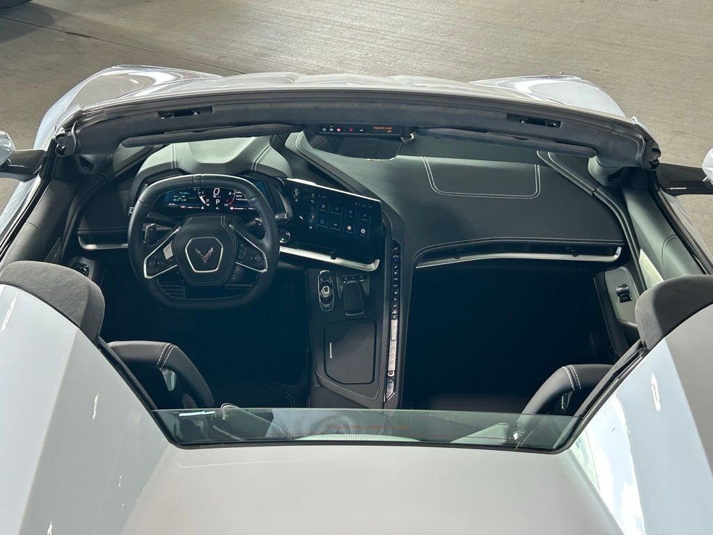 Used 2024 Chevrolet Corvette Stingray Premium Conv w/ Battery Protection Package image 6