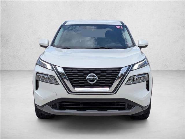Used 2021 Nissan Rogue SV FWD image 2