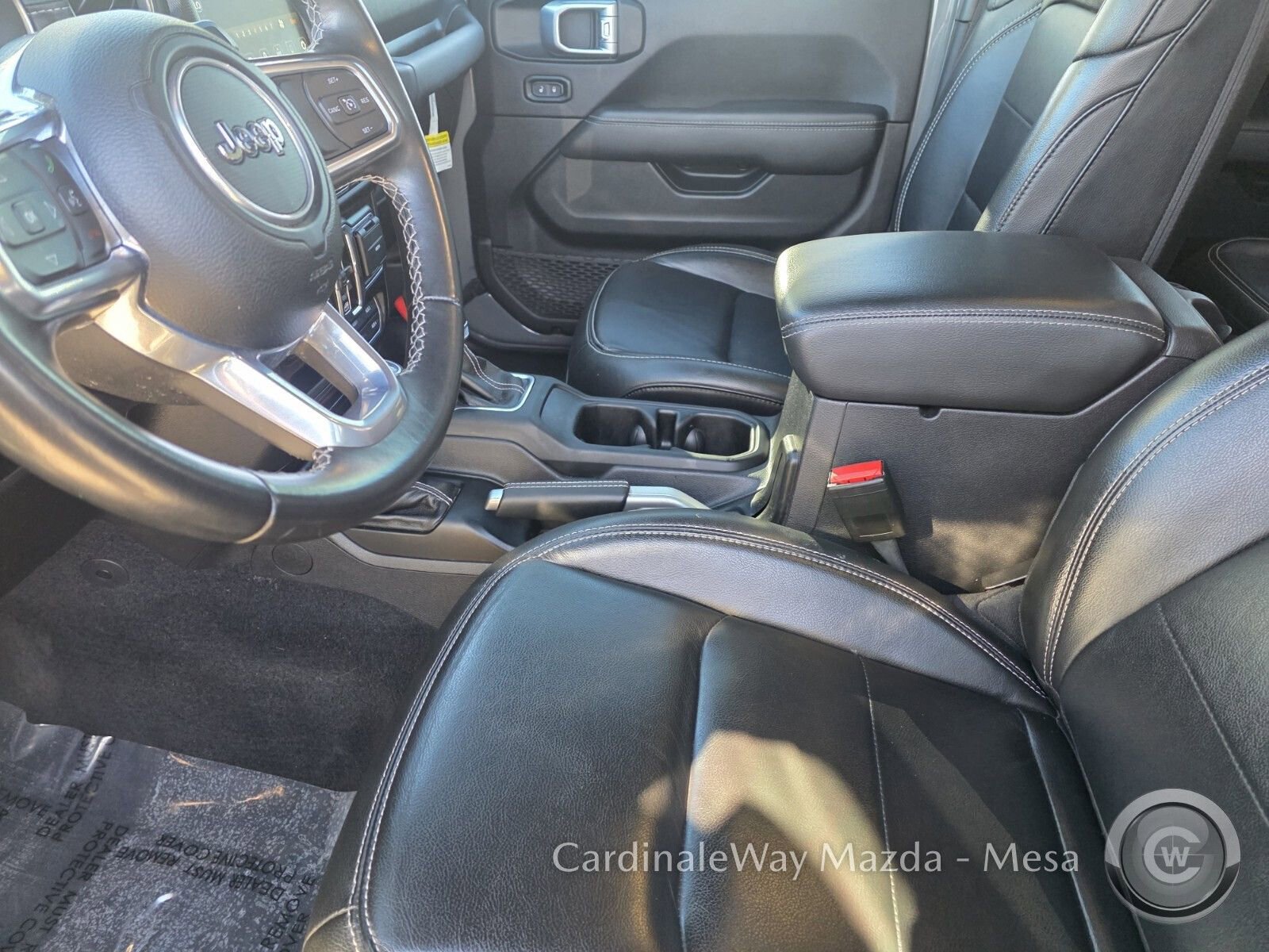 Used 2022 Jeep Wrangler Unlimited Sahara image 12